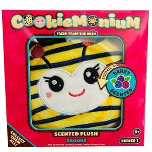 Cookiemonium Series 1 Brooke Scented Cookie Bumble Bee Plush Berry Scented NEW